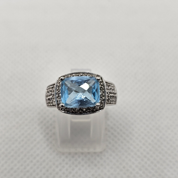 Vintage Genuine Blue Topaz & Diamond Ring Sterling Silver Size 6! - Picture 7 of 9